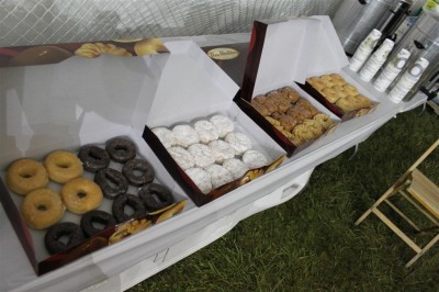 free donuts free donuts