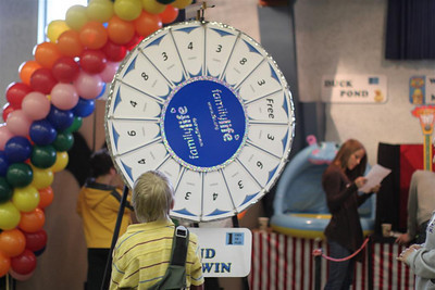 lookinatwheel lookinatwheel